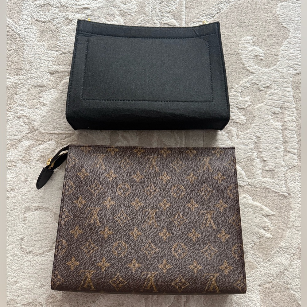Louis Vuitton Monogram Poche Toilette NM